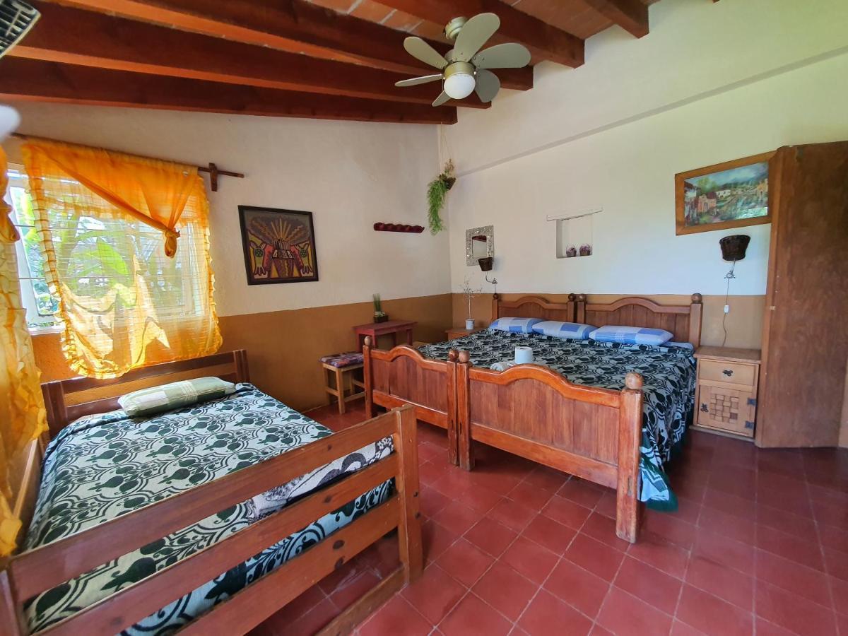 Posada El Paraiso Hotel Тепоцтлан Екстериор снимка